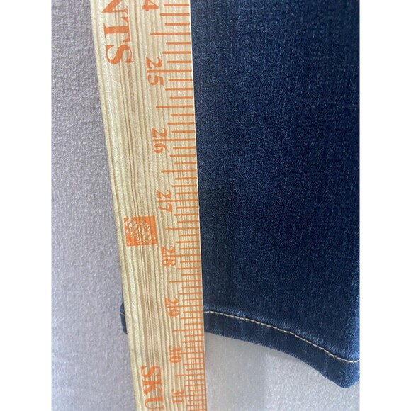 Chicos 2 Jeans Womens Large Short Blue Denim So Slimming 5 Pocket - Picture 10 of 10